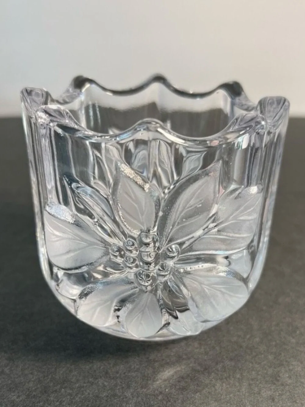 Vintage 1996 Mikasa Festive Poinsettia Crystal Flower Votive Candle Holder Japan